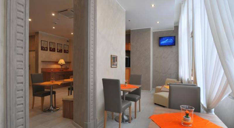 Hotel Montecarlo