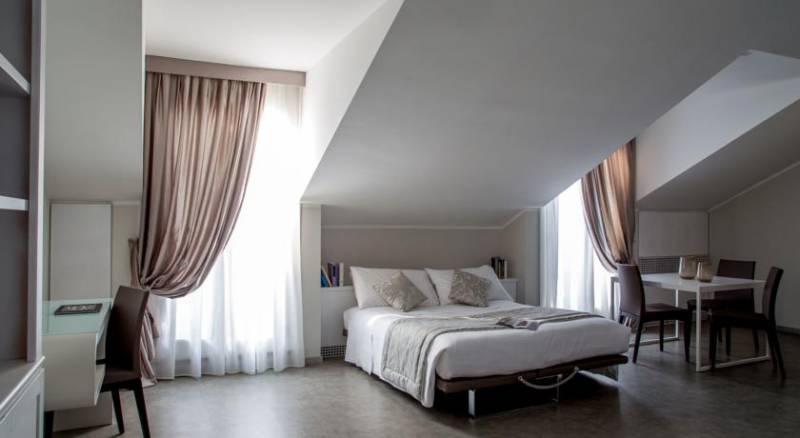 Montenapoleone Suites