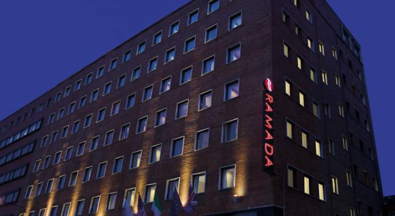 Ramada Naples