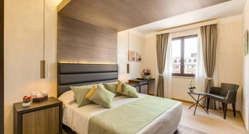 Eur Suite Hotel