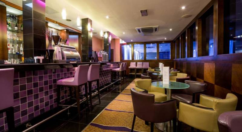 Crowne Plaza London Ealing