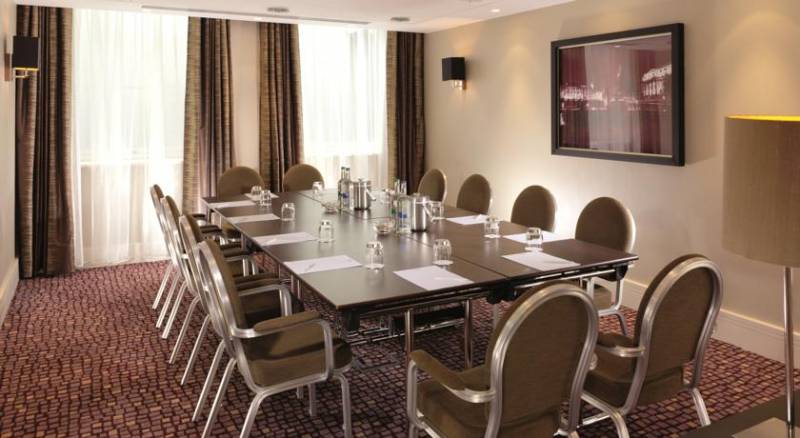 Crowne Plaza London Ealing