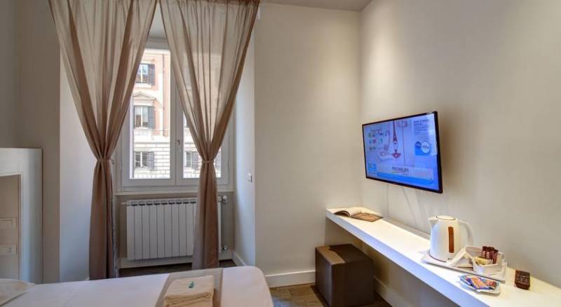 Ecce Roma Suites