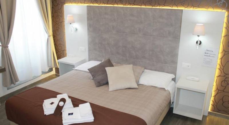 Elenoire Rooms & Suite