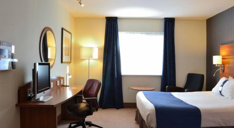 Holiday Inn Express Birmingham Star City