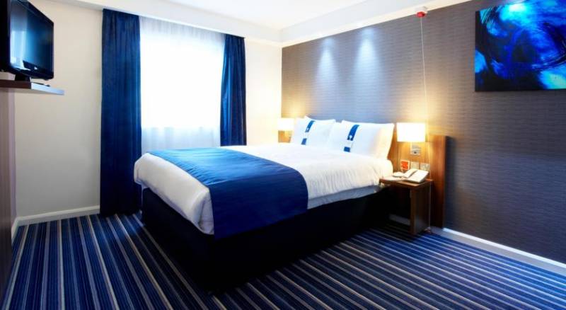 Holiday Inn Express London City