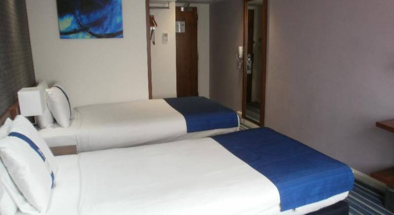 Holiday Inn Express London City