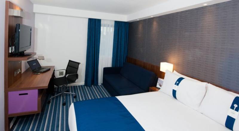 Holiday Inn Express London City