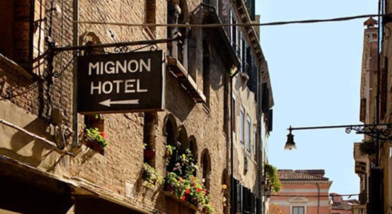 Hotel Mignon