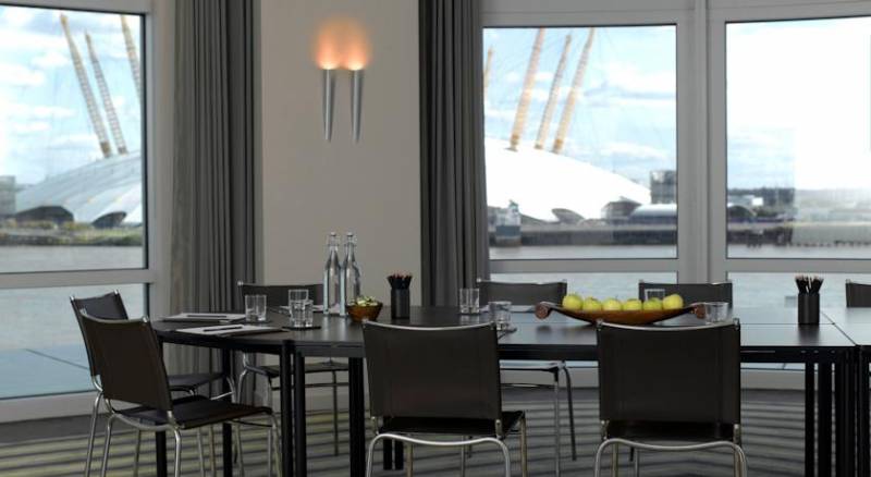 Radisson Blu Edwardian, New Providence Wharf