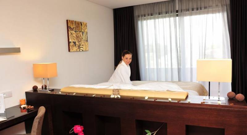 Axis Porto Business & Spa Hotel