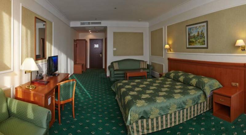 Borodino Hotel