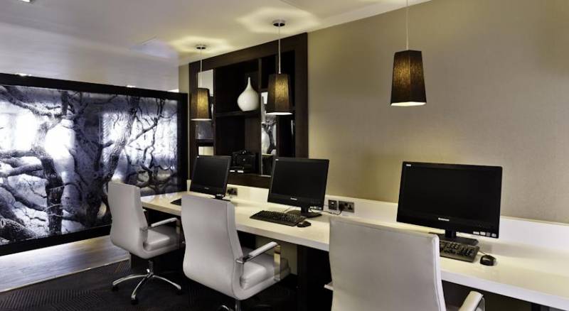 DoubleTree by Hilton London Ealing