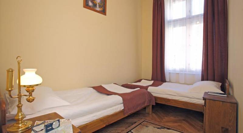 Enigma Hostel