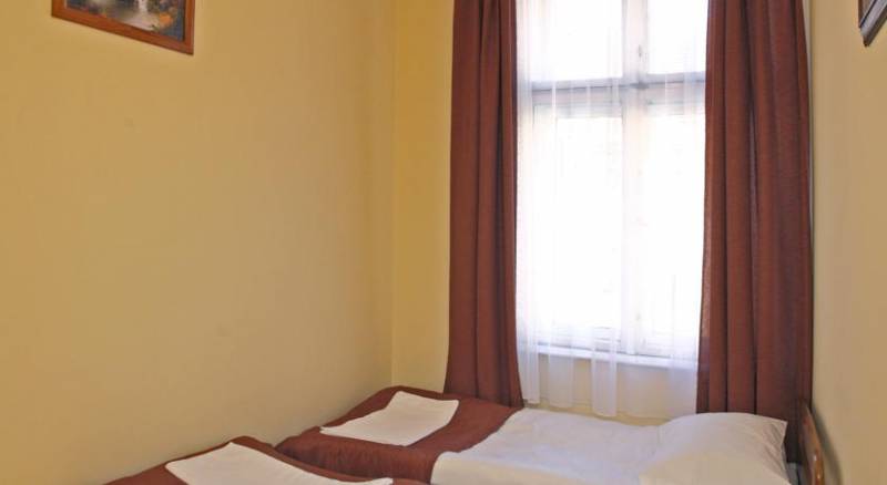 Enigma Hostel