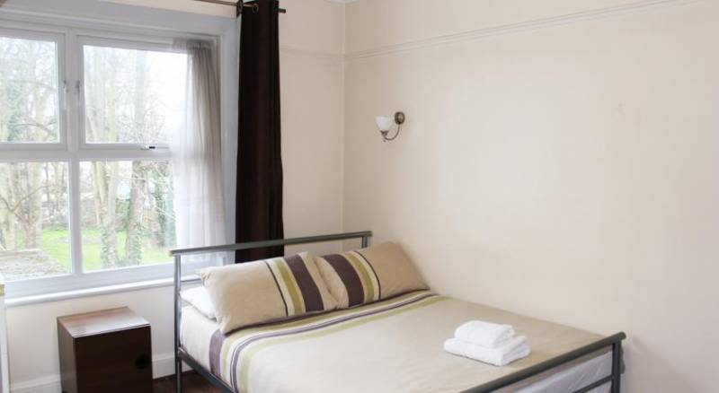 Flexistay Norbury ApartHotel