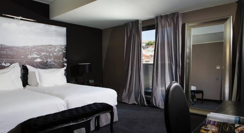 Fontecruz Lisboa, Autograph Collection by Marriott