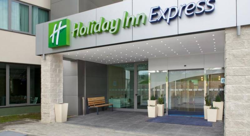 Holiday Inn Express Lisbon Airport