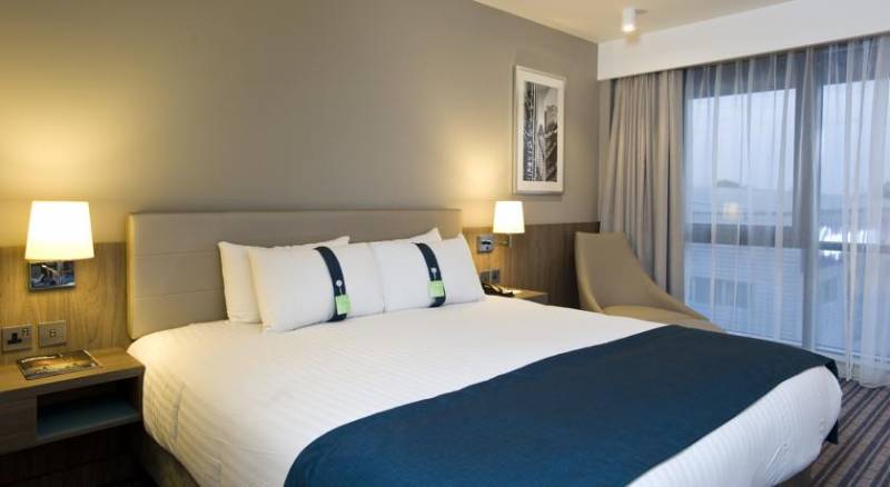 Holiday Inn London West