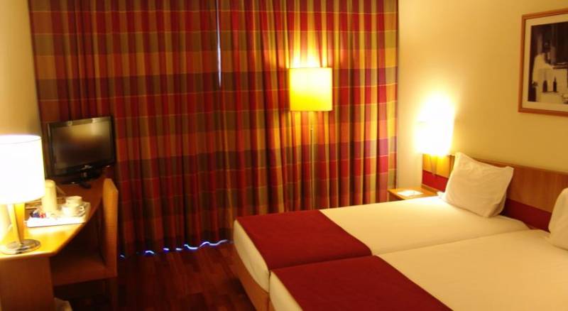 HOTEL QUALITY INN PORTO