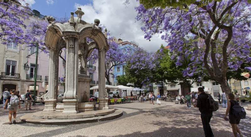 Lisboa Carmo Hotel