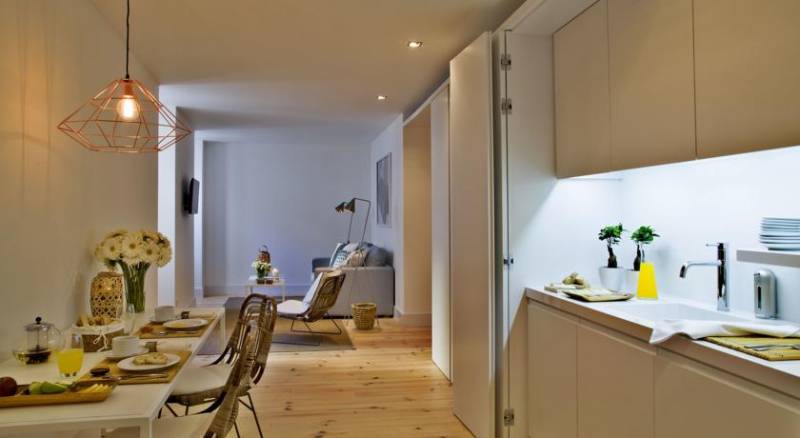 Lisbon Five Stars Apartments Combro 77