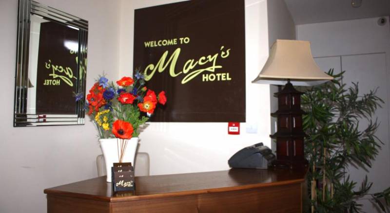 Macy'S Hotel