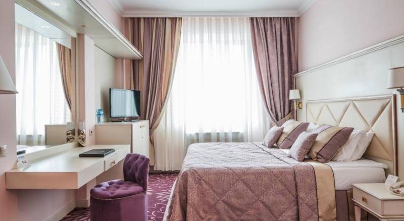 Milan Hotel Moscow