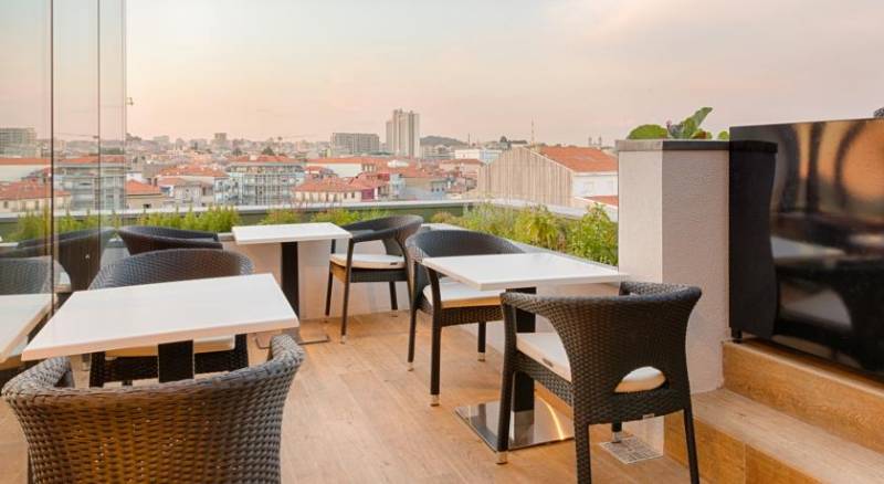 Premium Porto Downtown