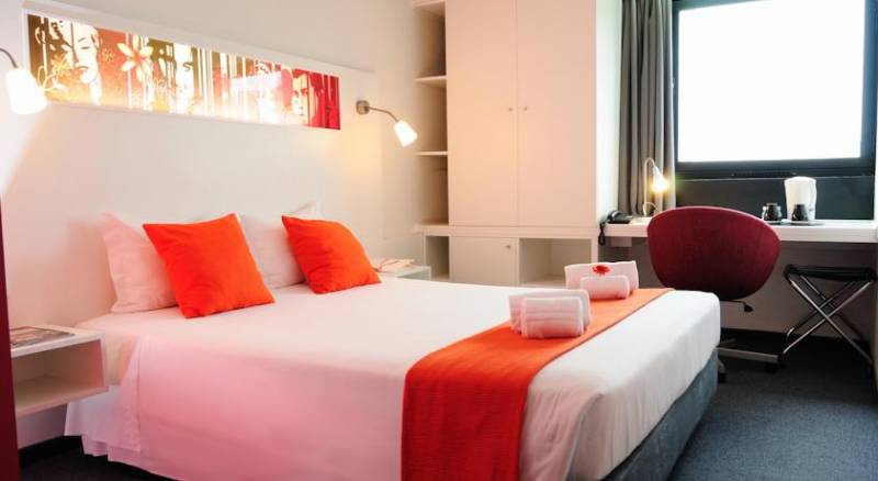 Star Inn Porto – Low Cost Design Hotel