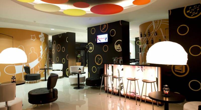 Star Inn Porto – Low Cost Design Hotel