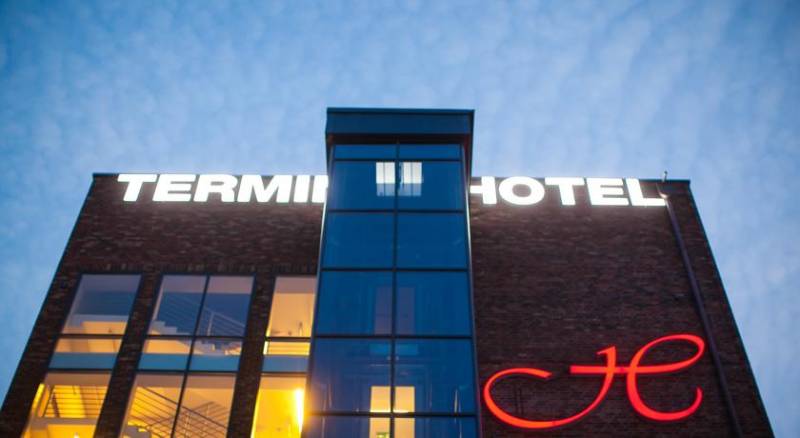 Terminal Hotel