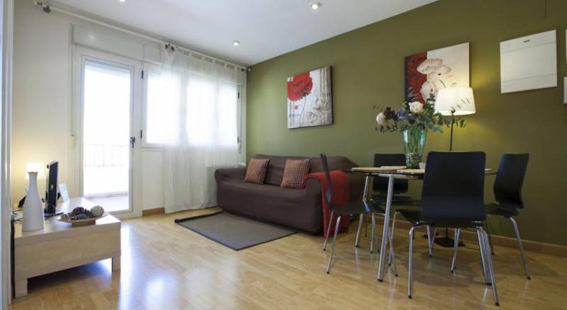 Apartamentos APR Alcalá