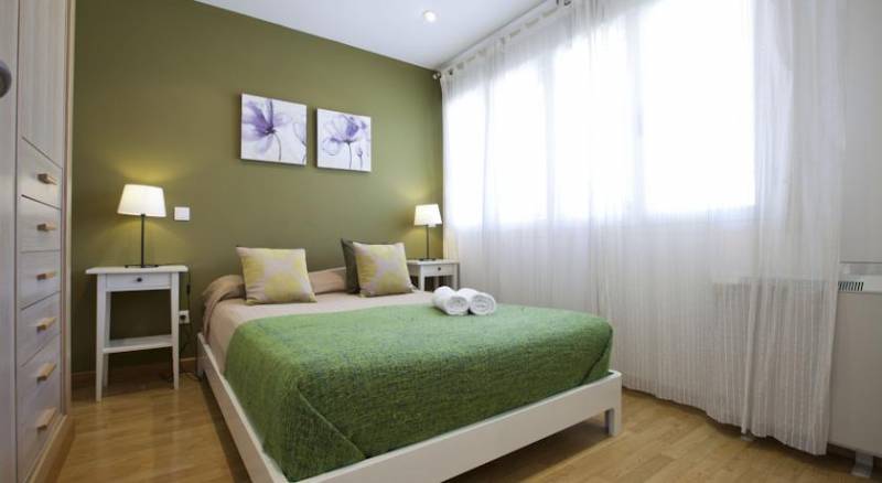 Apartamentos APR Alcalá