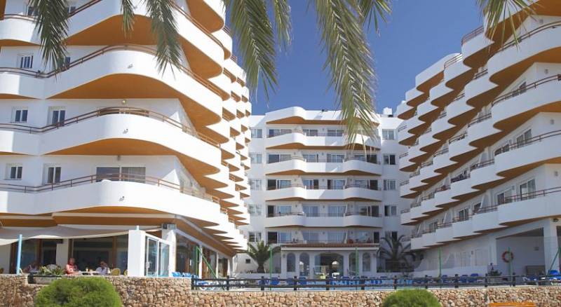 Apartamentos Mar y Playa