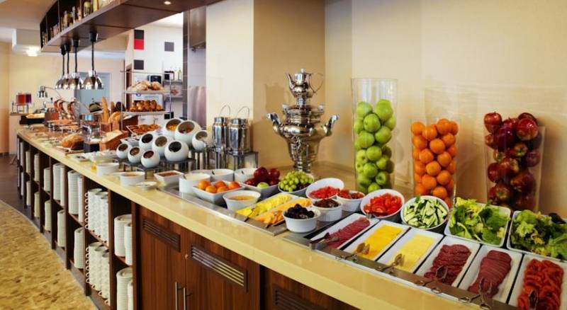 Courtyard by Marriott Moscow Paveletskaya Hotel