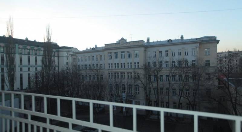 Kvart Apartments at Mayakovskaya