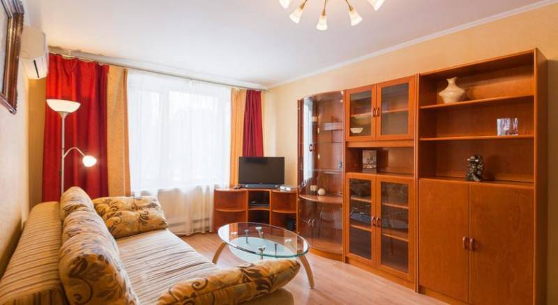 LikeHome Apartments Polyanka