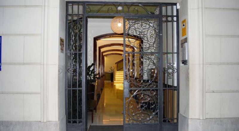 Mercedes Heritage Best Barcelona Apartments