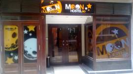 Moon Hostel Bio