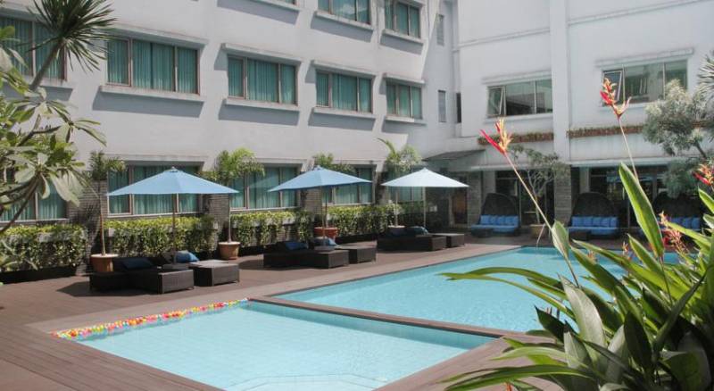 Aston Tropicana Hotel Bandung