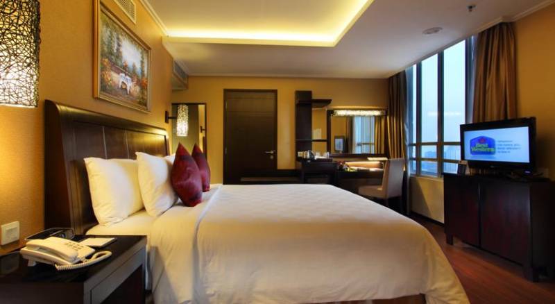 Best Western Mangga Dua Hotel & Residence