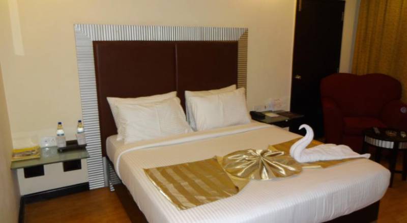 Deccan Plaza Hotels