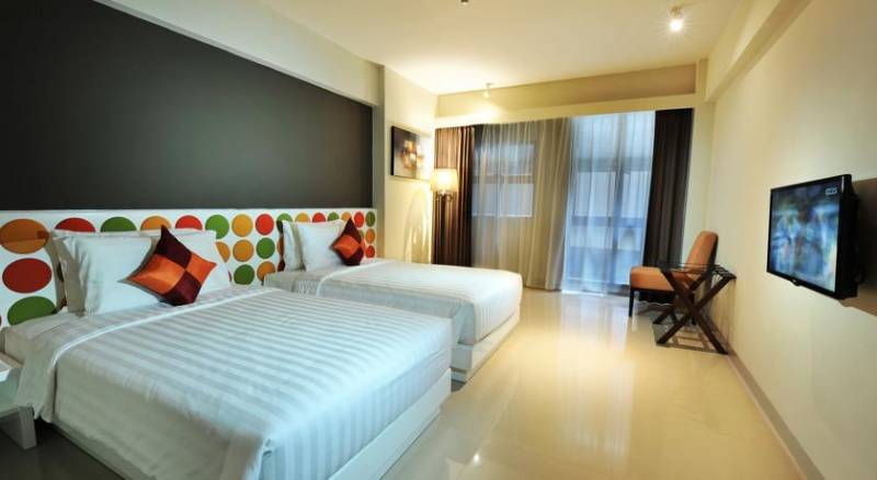 Discovery Hotel & Convention Ancol