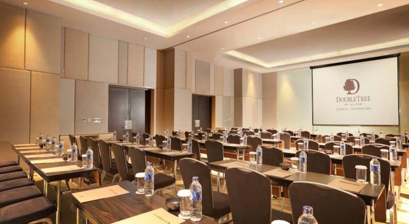 DoubleTree by Hilton Jakarta - Diponegoro