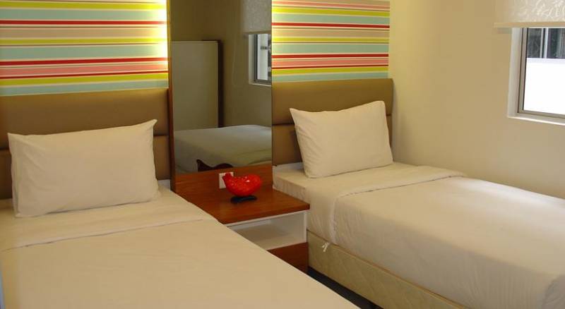 Duta Hotel & Residence