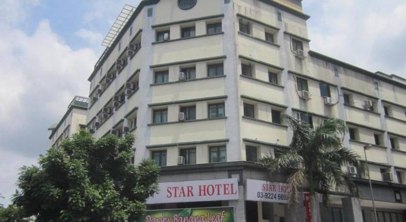 First and New Star Hotel