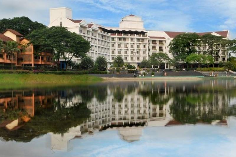 Flamingo By The Lake, Kuala Lumpur