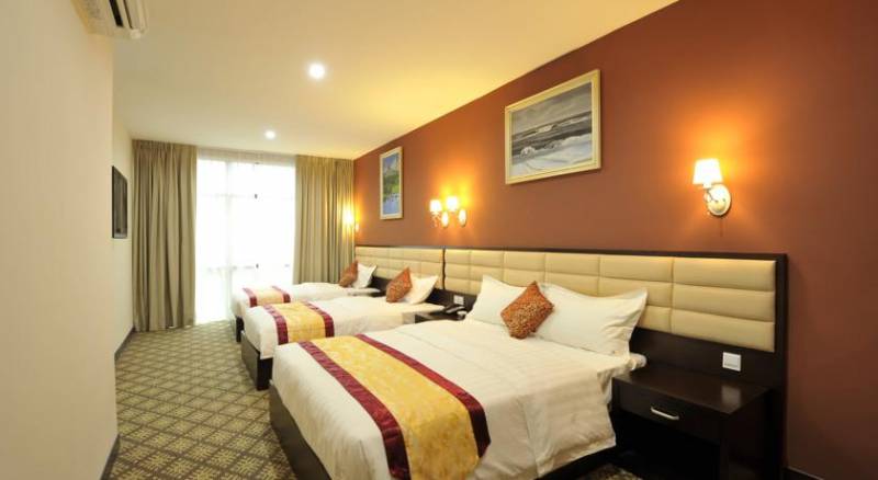 Hallmark Regency Hotel