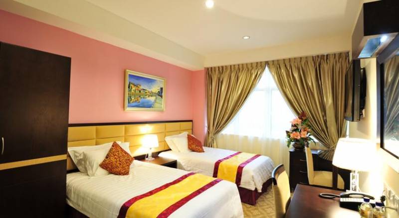 Hallmark Regency Hotel